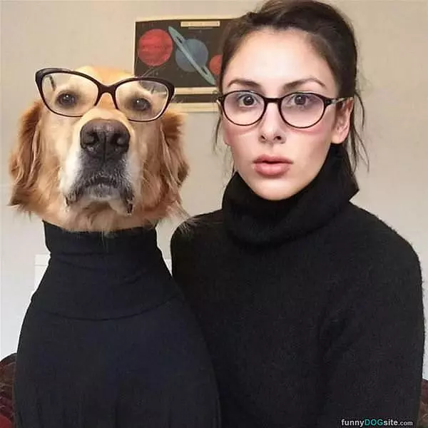 Glasses Make Us Look Smarter